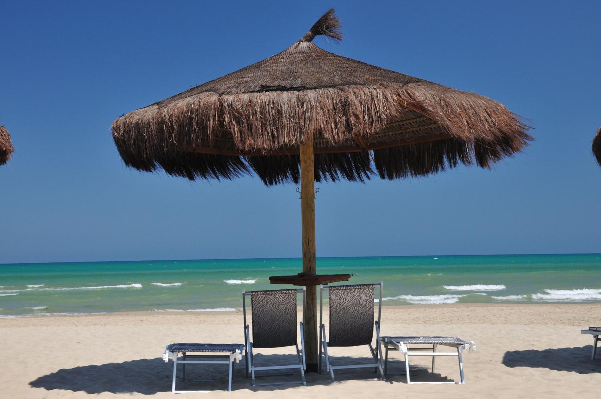 Grand Hotel Don Juan Giulianova Exteriör bild